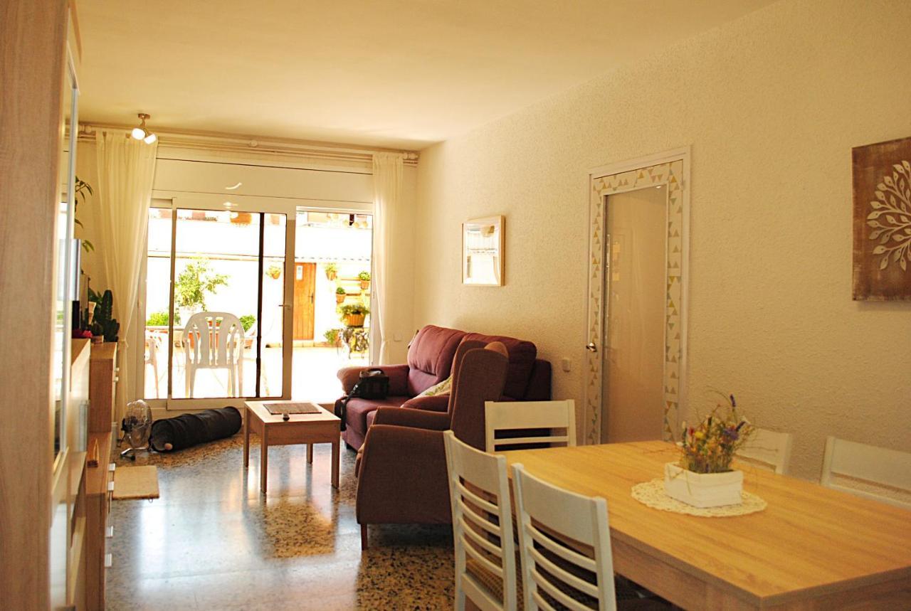 Habitacion Con Patio En Piso Compartido Capellades Eksteriør bilde