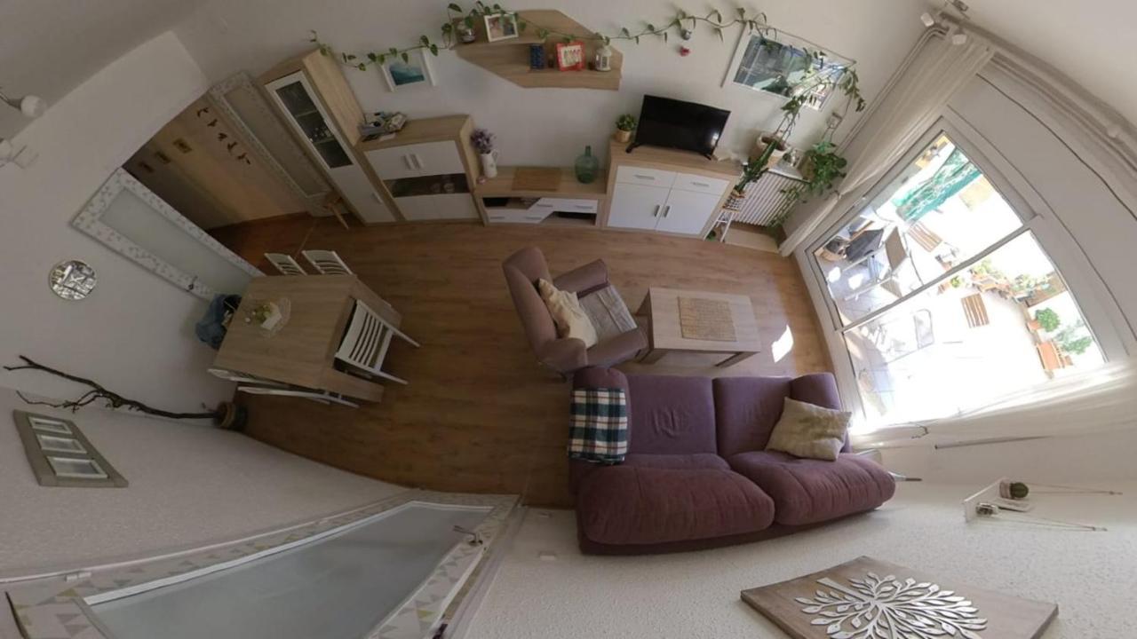 Habitacion Con Patio En Piso Compartido Capellades Eksteriør bilde