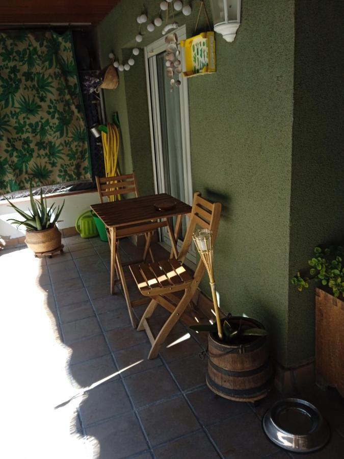 Habitacion Con Patio En Piso Compartido Capellades Eksteriør bilde